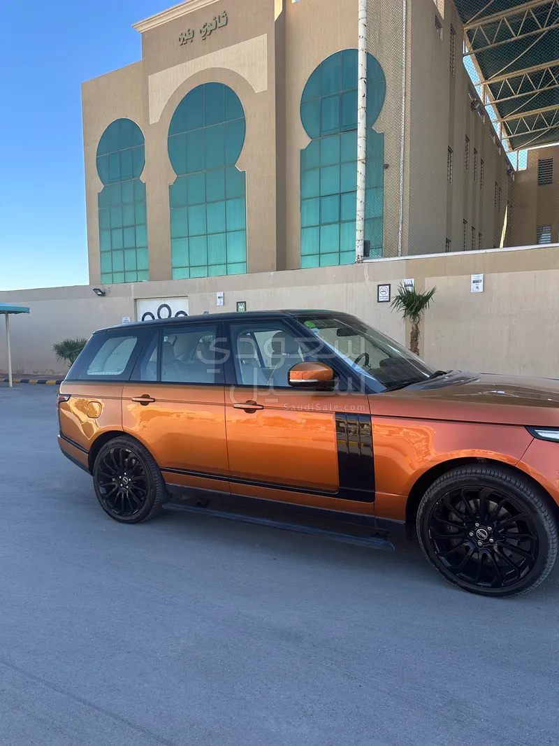 2015 لاند روفر رينج روفر فوج اوتوبيوغرافي