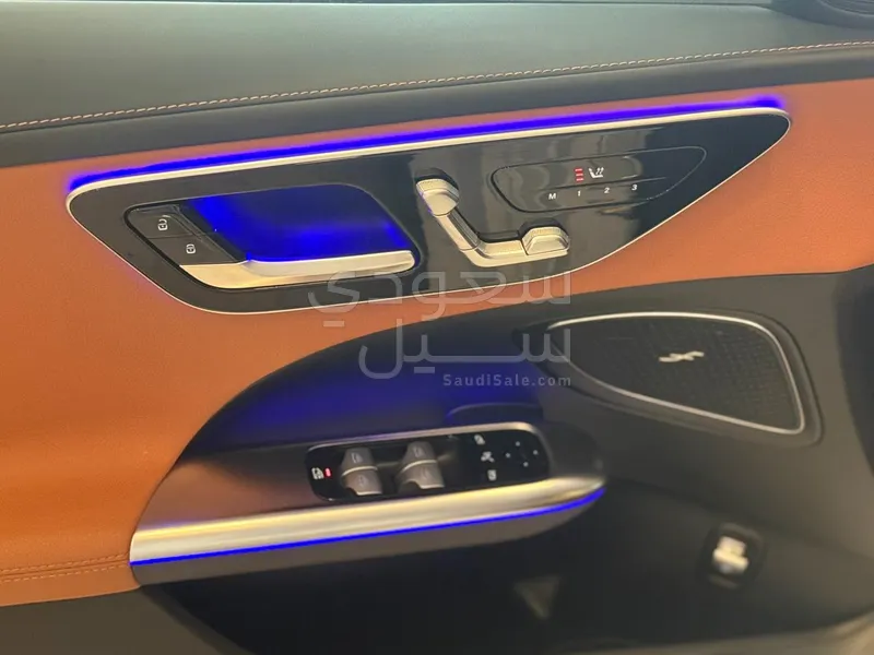 2023 مرسيدس - بنز سي 300 أي إم جي