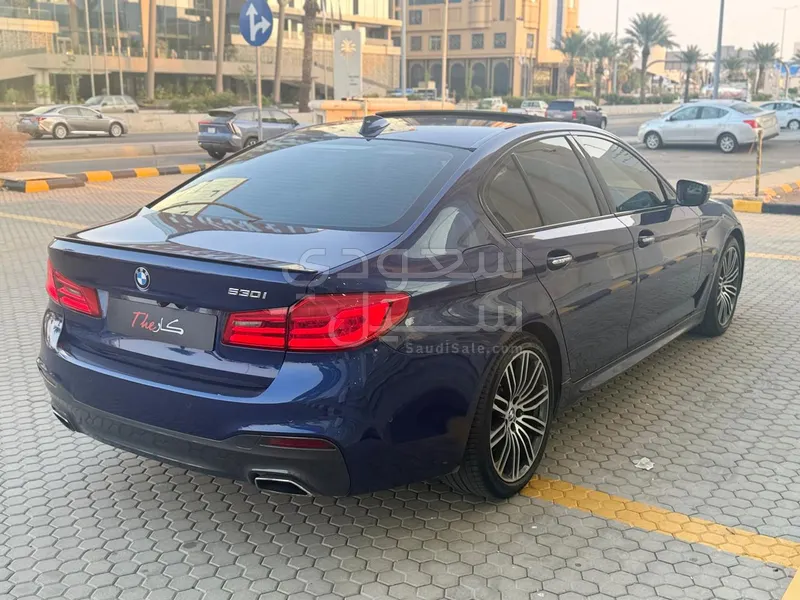 2019 بي ام دبليو الفئة الخامسة 520 أي إم كت