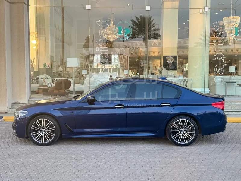 2019 بي ام دبليو الفئة الخامسة 520 أي إم كت