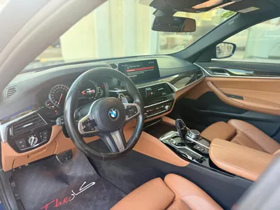 2019 بي ام دبليو الفئة الخامسة 520 أي إم كت