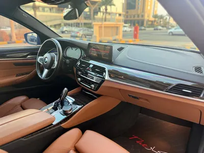 2019 بي ام دبليو الفئة الخامسة 520 أي إم كت