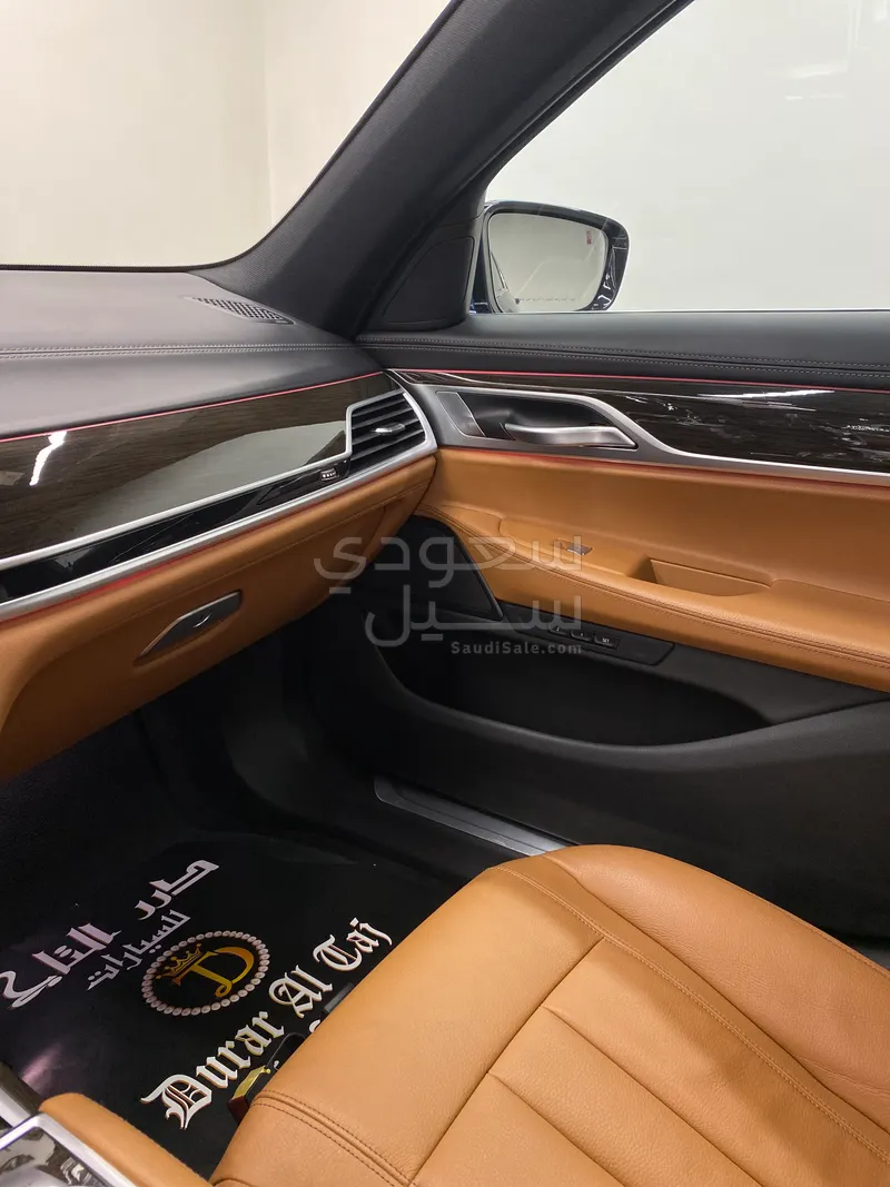 2022 بي ام دبليو الفئة السابعة 730 إل أي