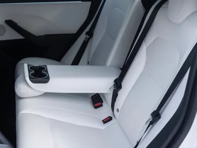 2025 تيسلا 3موديل بيرفورمانس