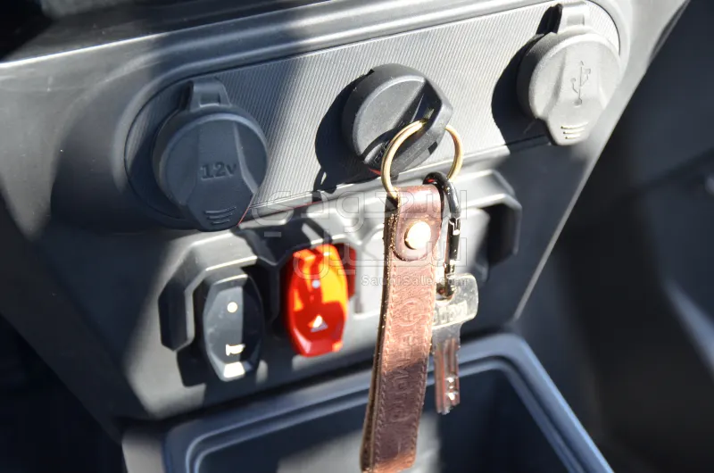 2023 سي إف موتو زد فورس 1000