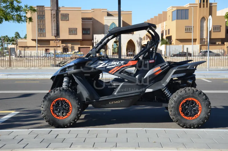 2023 سي إف موتو زد فورس 1000