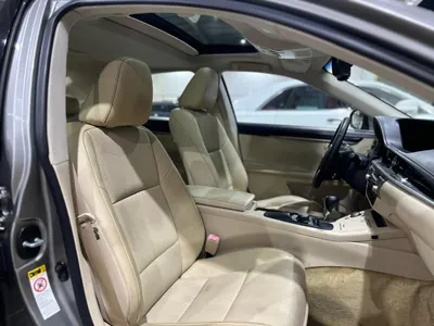 2015 لكزس إي إس 250