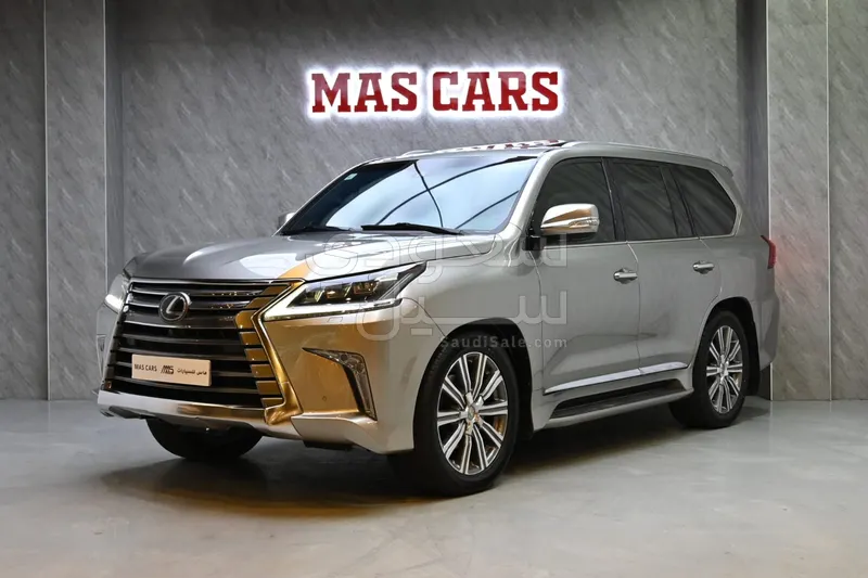 2017 لكزس إل إكس 570