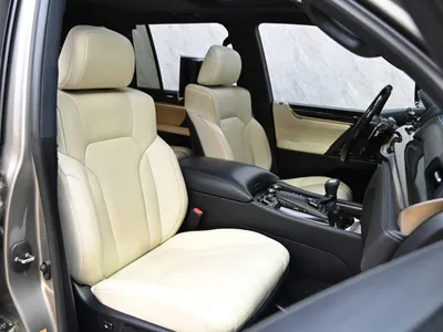 2017 لكزس إل إكس 570