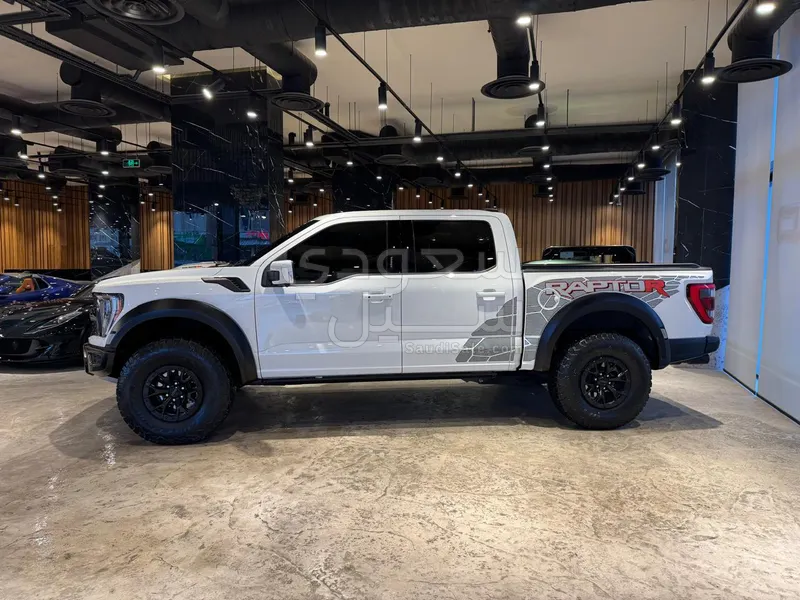 2023 فورد اف 150 رابتور ار