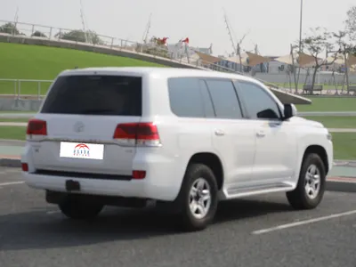 2021 تويوتا لاند كروزر جي اكس ار