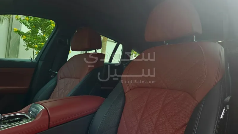 2023 بي ام دبليو الفئة اكس 6 إم كت