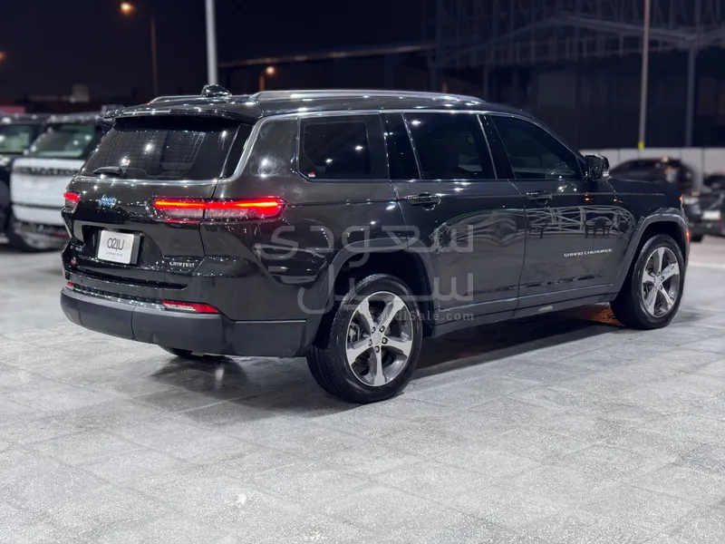 2023 جييب جراند شيروكي ليميتد