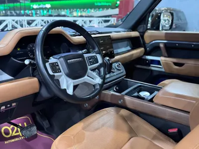 2024 لاند روفر ديفيندر اتش اس اي