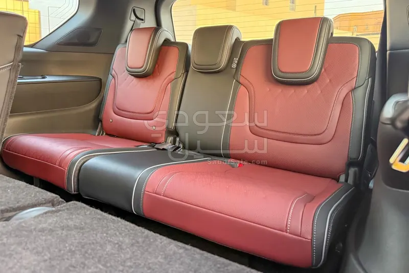 2025 انفينيتي كيو اكس 80