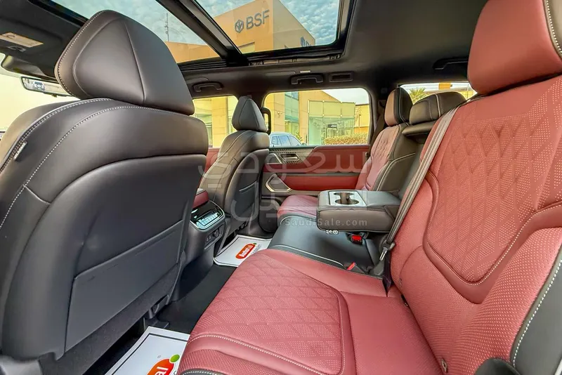 2025 انفينيتي كيو اكس 80