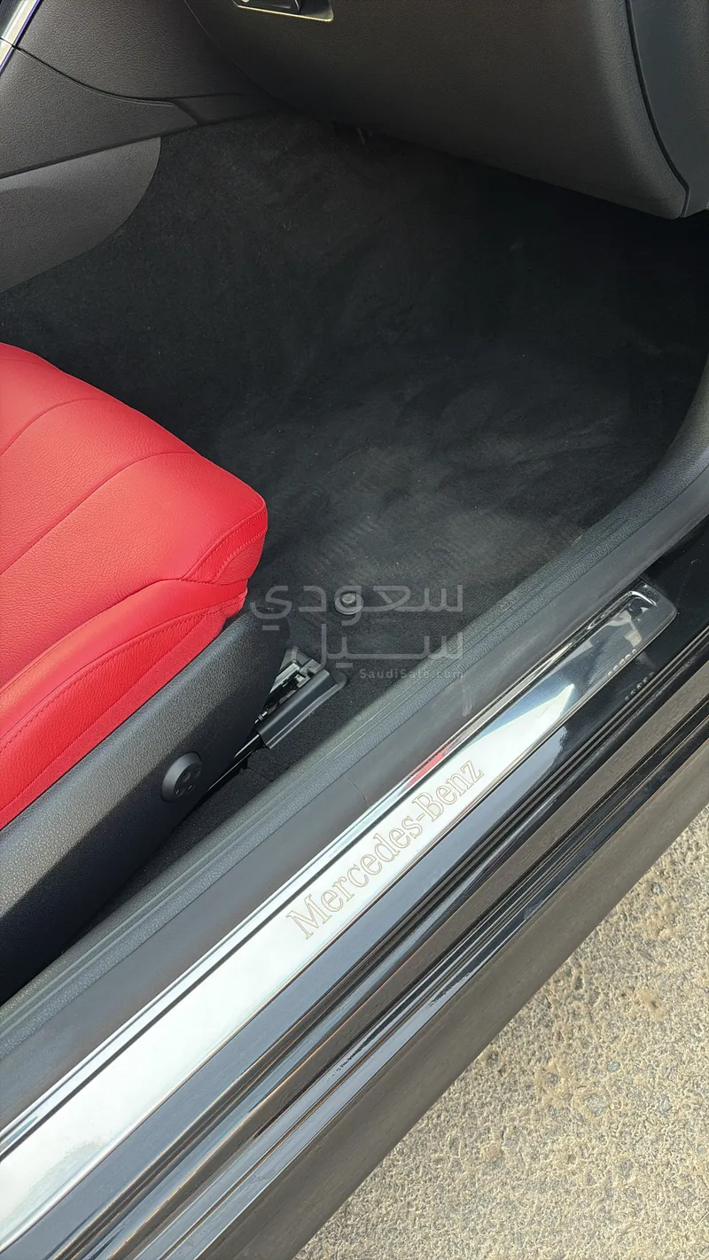 2024 مرسيدس - بنز سي إل إي 300