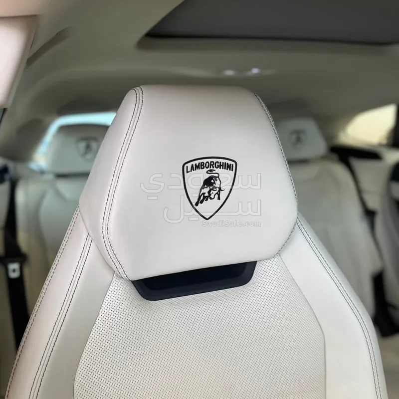 2022 لمبرجيني اوروس