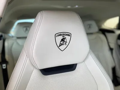 2022 لمبرجيني اوروس