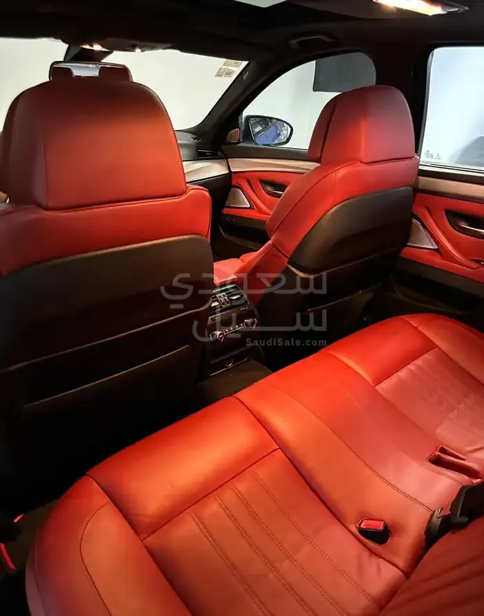 2014 بي ام دبليو الفئة ام إم 5