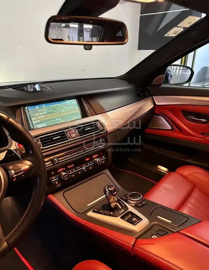 2014 بي ام دبليو الفئة ام إم 5