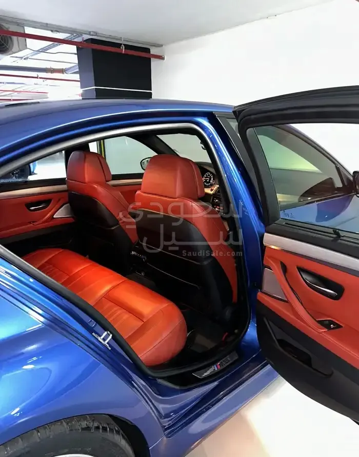 2014 بي ام دبليو الفئة ام إم 5