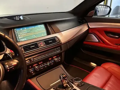 2014 بي ام دبليو الفئة ام إم 5