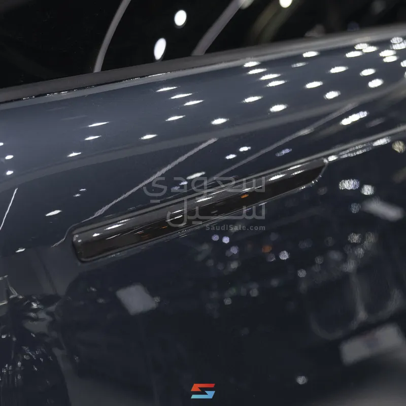 2025 لاند روفر رينج روفر اتش اس اي