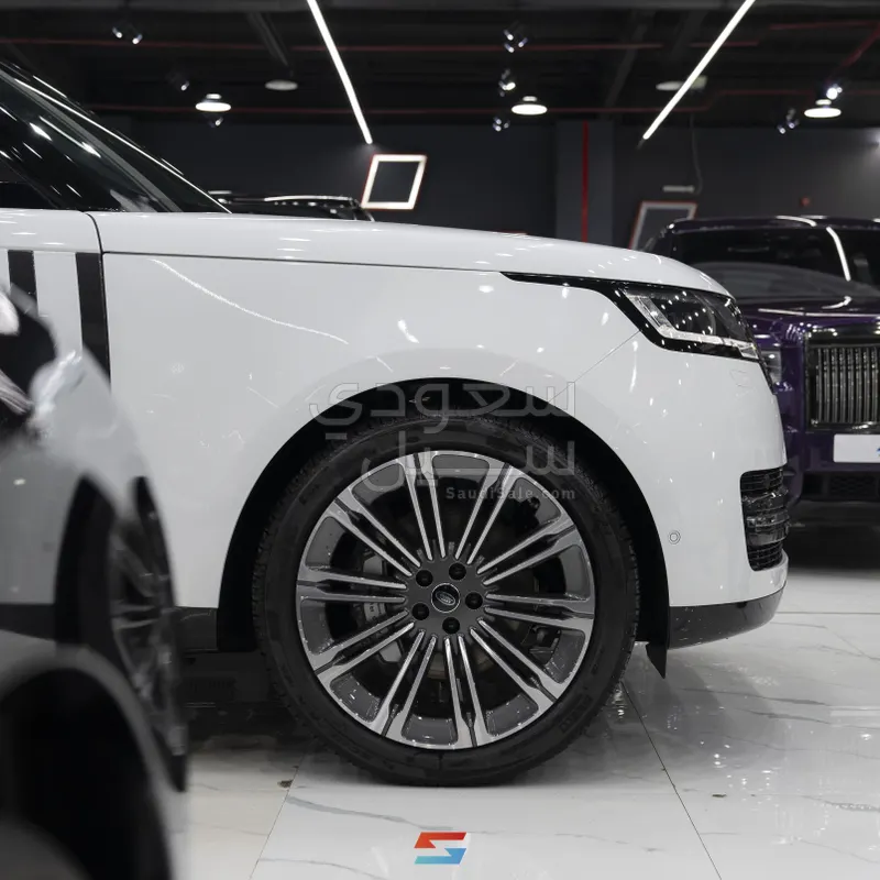 2025 لاند روفر رينج روفر اتش اس اي