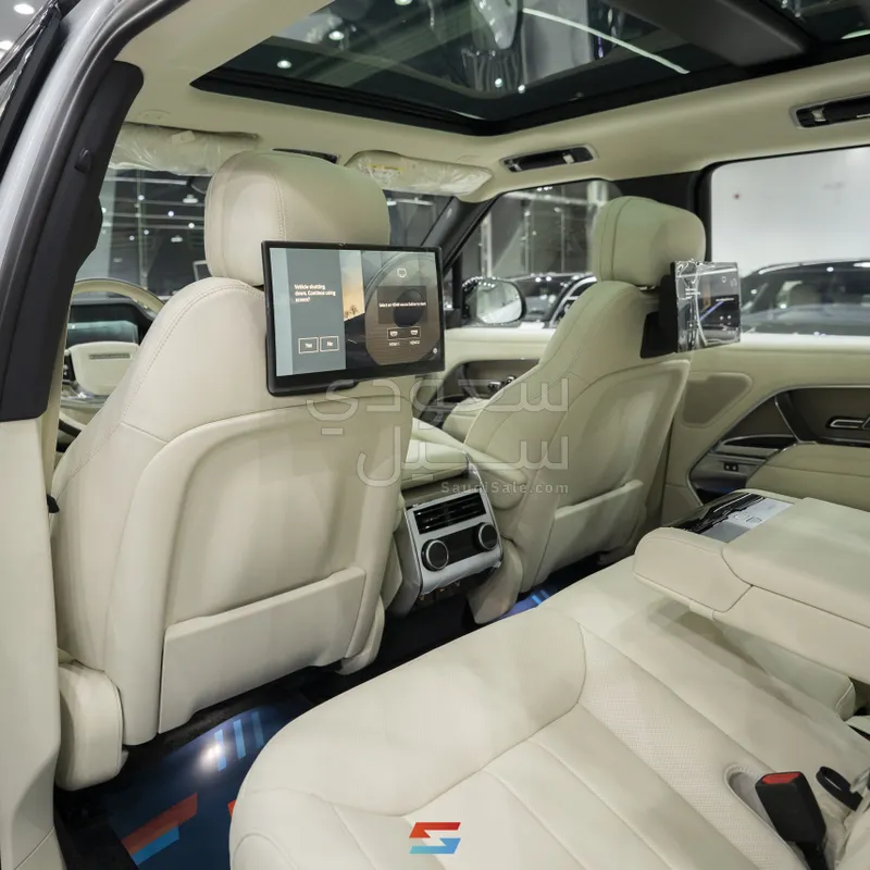 2025 لاند روفر رينج روفر اتش اس اي