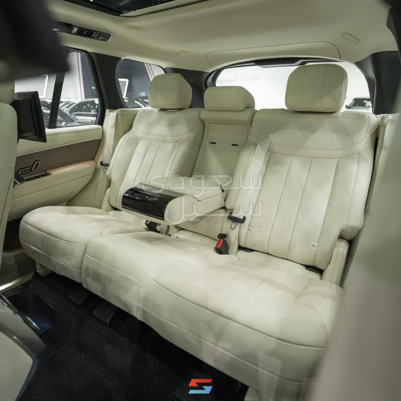 2025 لاند روفر رينج روفر اتش اس اي