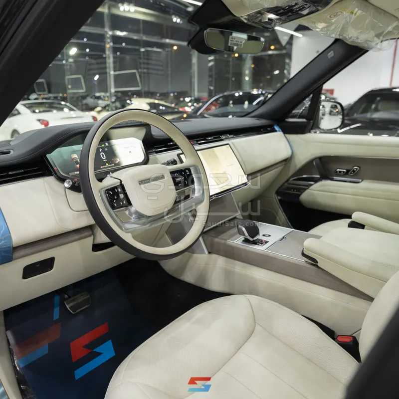 2025 لاند روفر رينج روفر اتش اس اي