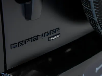 2022 لاند روفر ديفيندر اتش اس اي