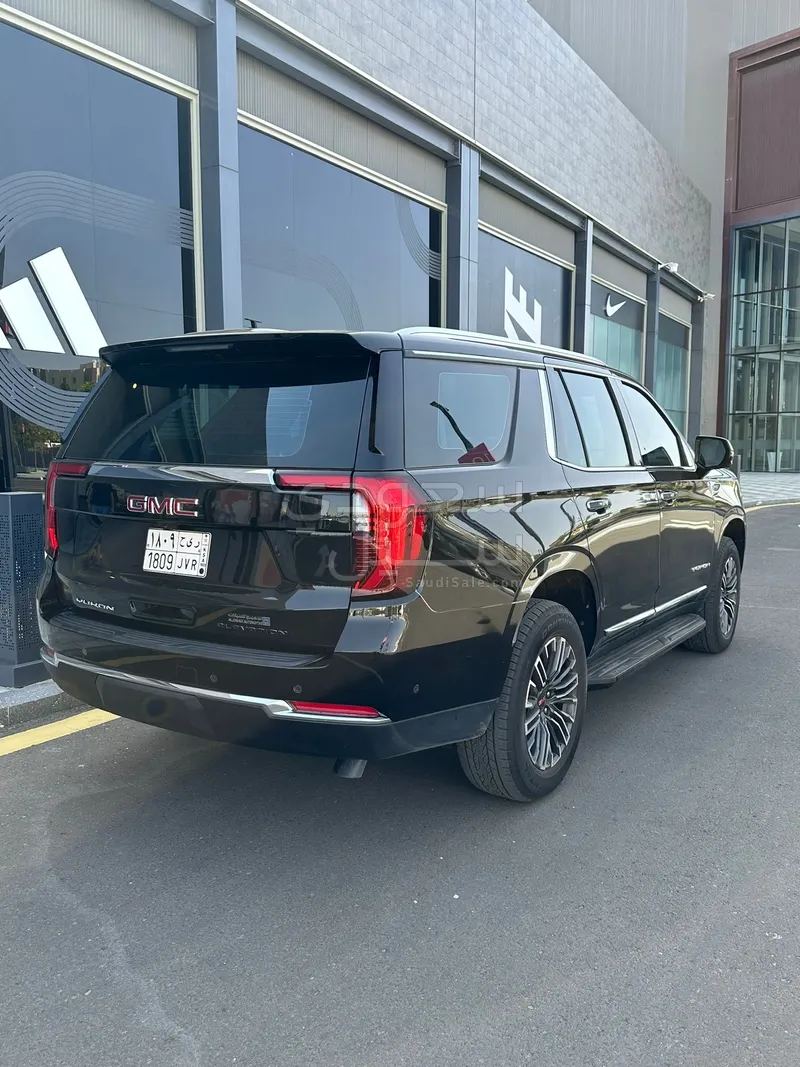 2025 جي ام سي يوكون اليفيشن