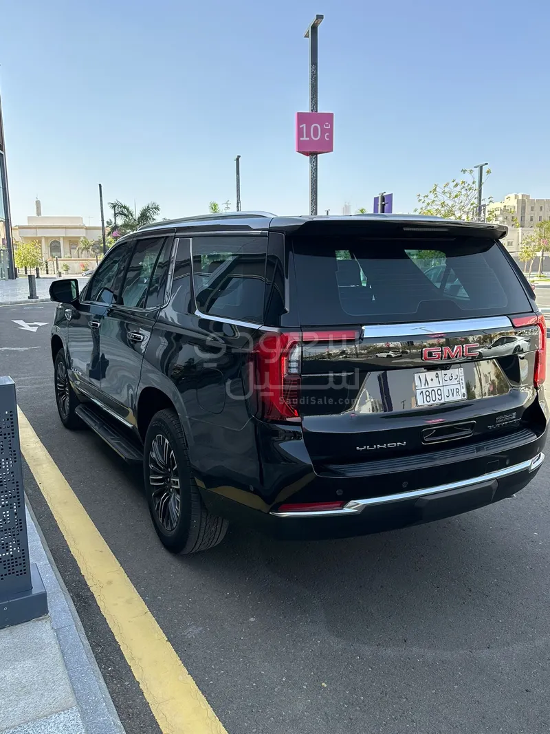 2025 جي ام سي يوكون اليفيشن