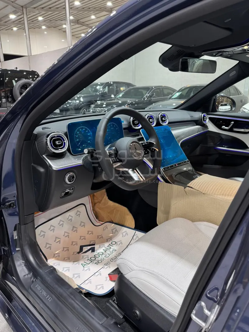 2025 مرسيدس - بنز سي 200