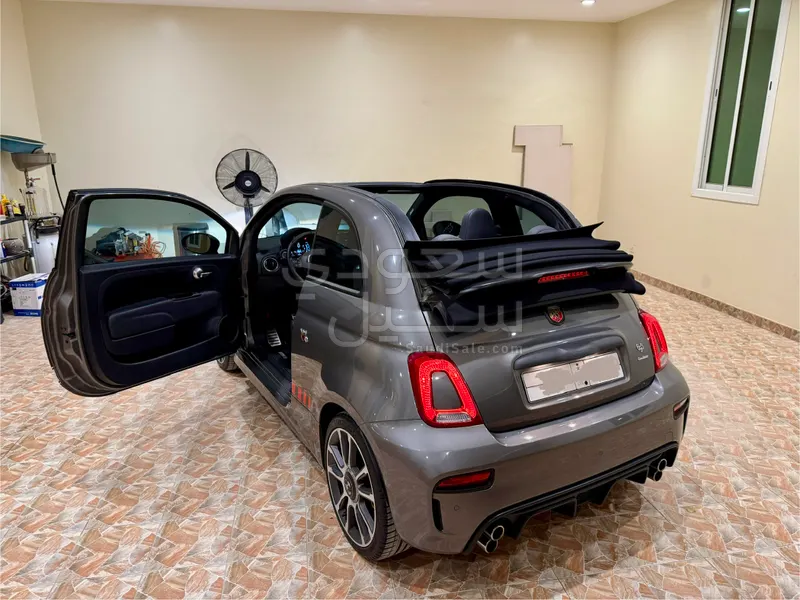 2024 فيات ابارث 695 توريزمو