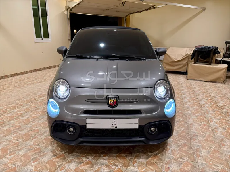 2024 فيات ابارث 695 توريزمو