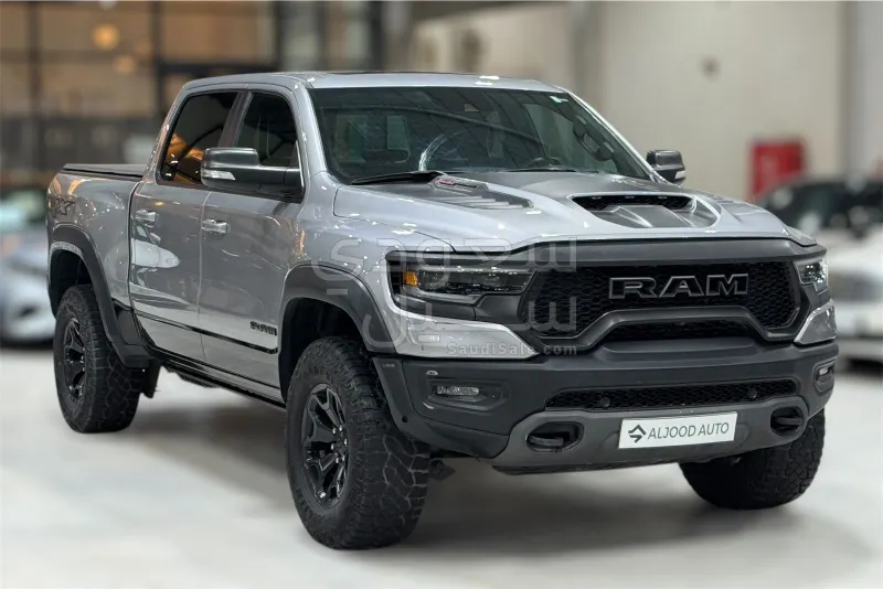 2022 دودج رام تي ار اكس