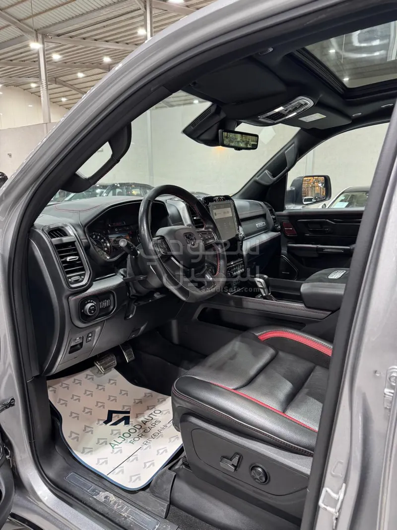 2022 دودج رام تي ار اكس