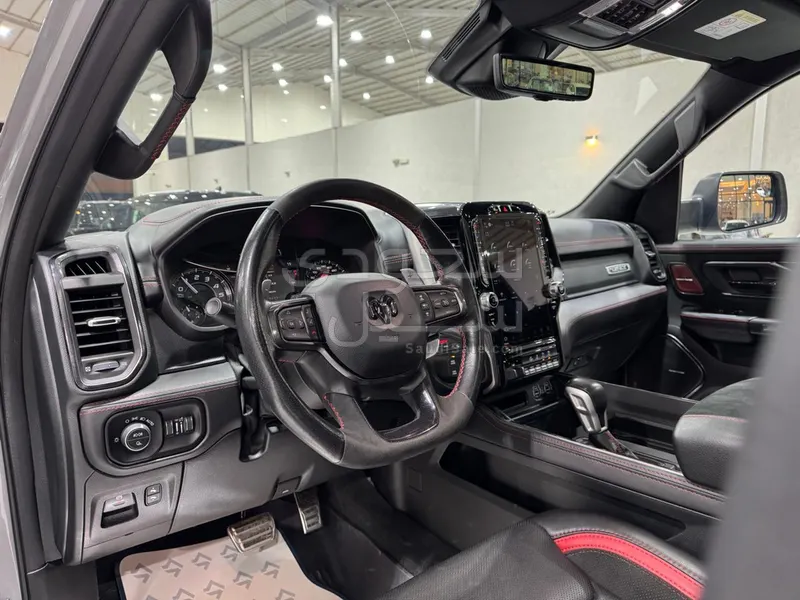 2022 دودج رام تي ار اكس