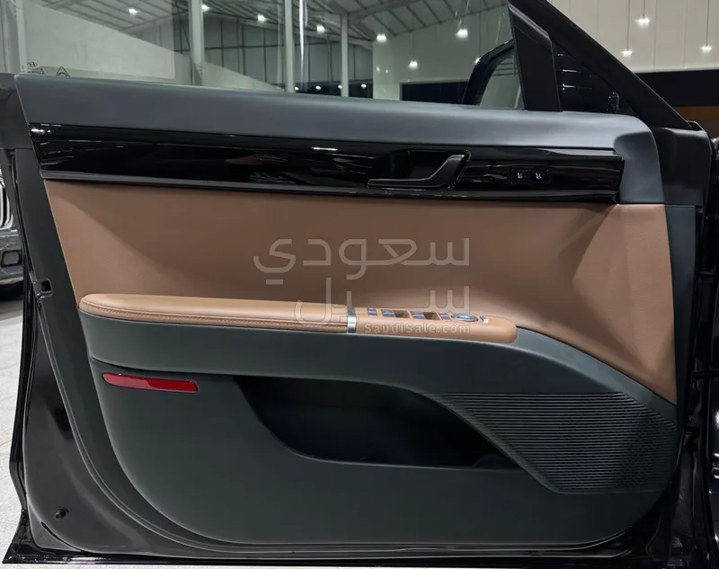 2025 هيونداي ازيرا