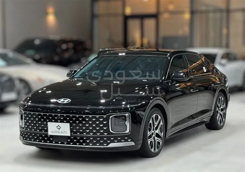 2025 هيونداي ازيرا