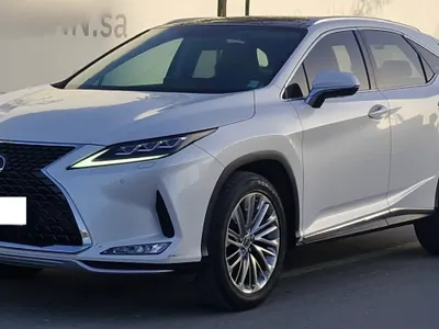 2021 لكزس أر إكس 350