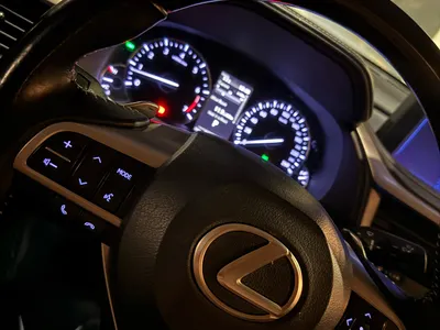 2021 لكزس أر إكس 350