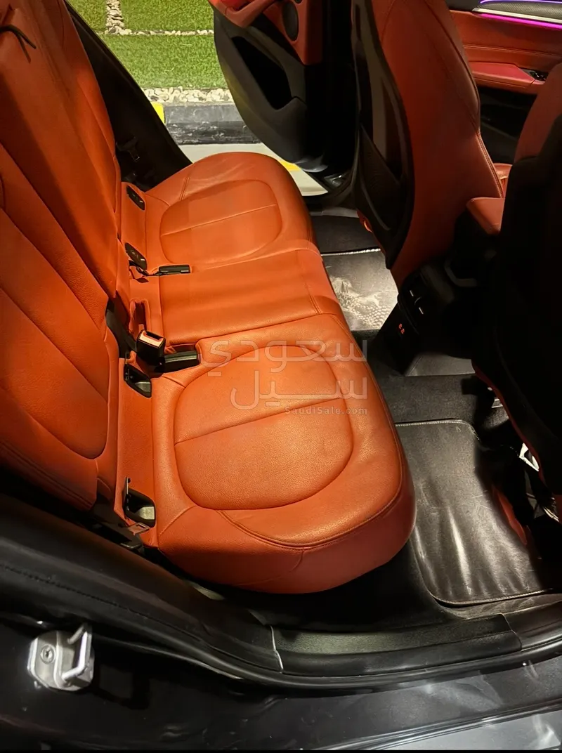 2022 بي ام دبليو الفئة اكس 2