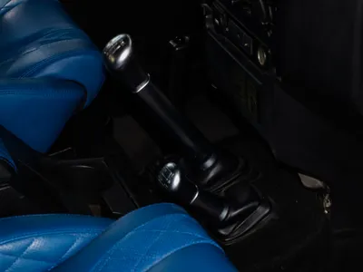 2015 لاند روفر ديفيندر 90