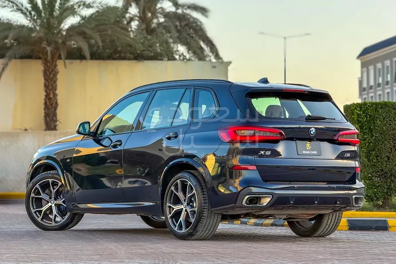 2023 بي ام دبليو الفئة اكس 5 إم كت