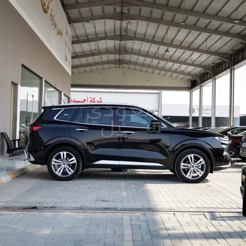 2024 فورد تيريتوري تيتانيوم بلس