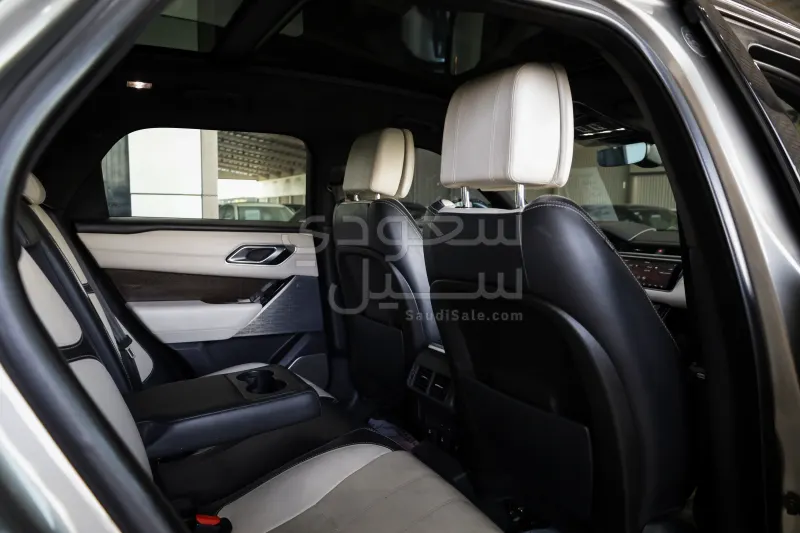 2018 لاند روفر رينج روفر فيلار أر - دايناميك